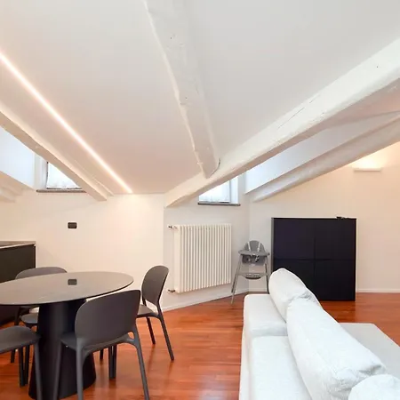 דירה Loft Mame - Centro Con Parcheggio אלבה