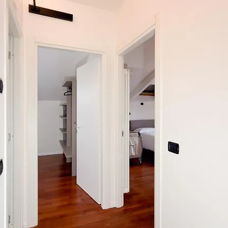 דירה Loft Mame - Centro Con Parcheggio אלבה